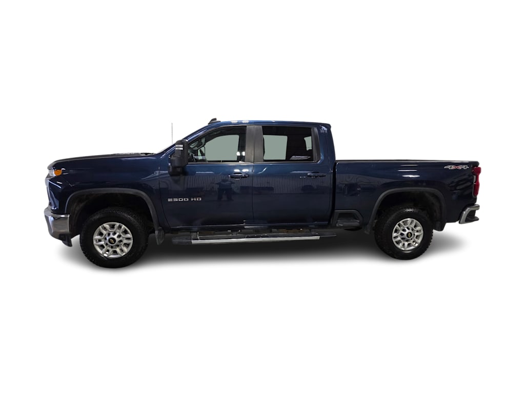 Thumbnail: 2022 Chevrolet Silverado 2500 - 3