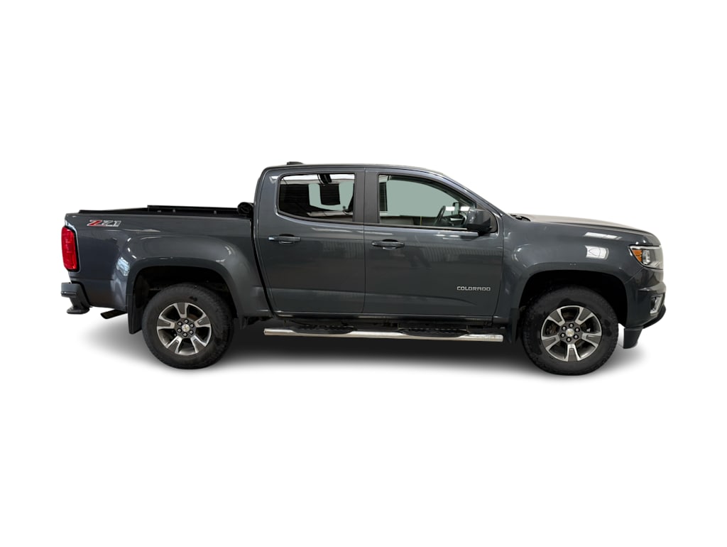 Thumbnail: 2017 Chevrolet Colorado - 16