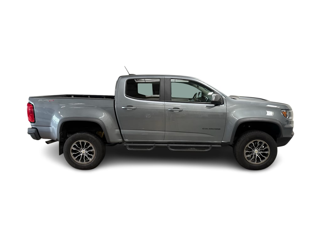 Thumbnail: 2022 Chevrolet Colorado - 17
