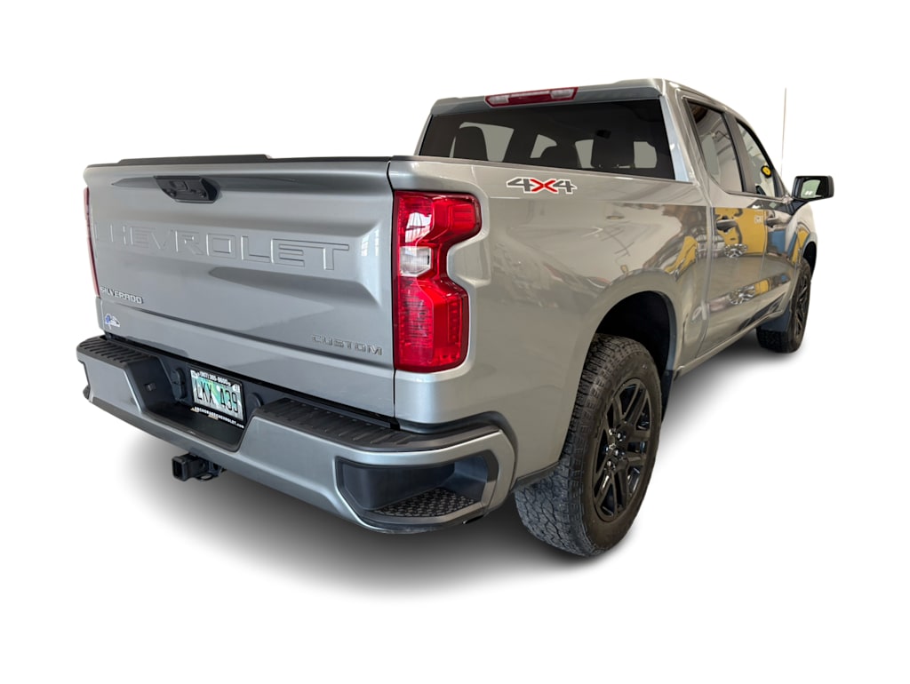 Thumbnail: 2023 Chevrolet Silverado 1500 - 18
