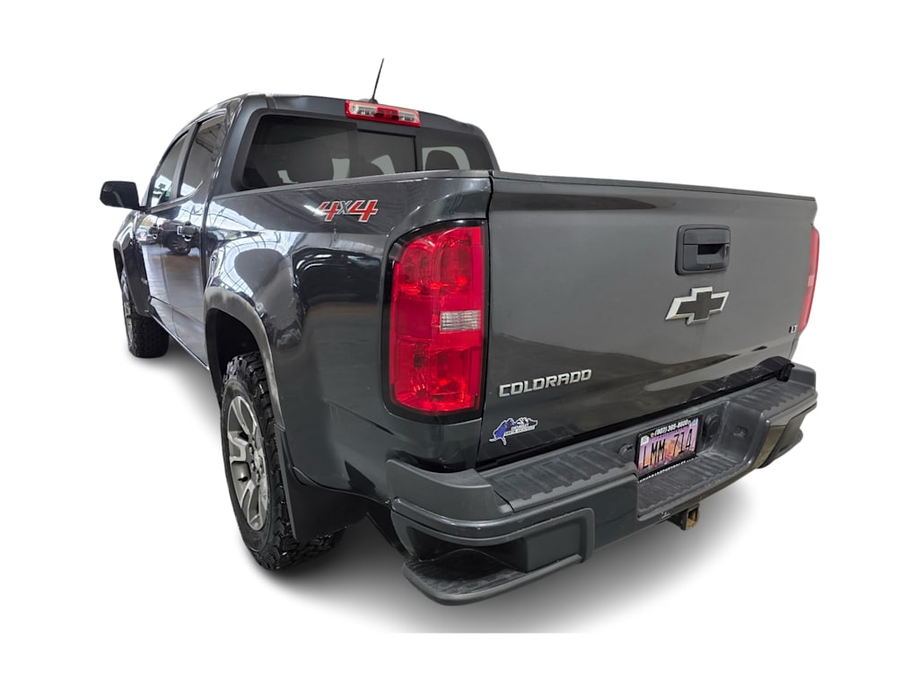 Thumbnail: 2017 Chevrolet Colorado - 4