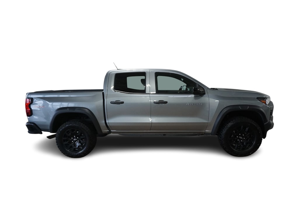 Thumbnail: 2024 Chevrolet Colorado - 13