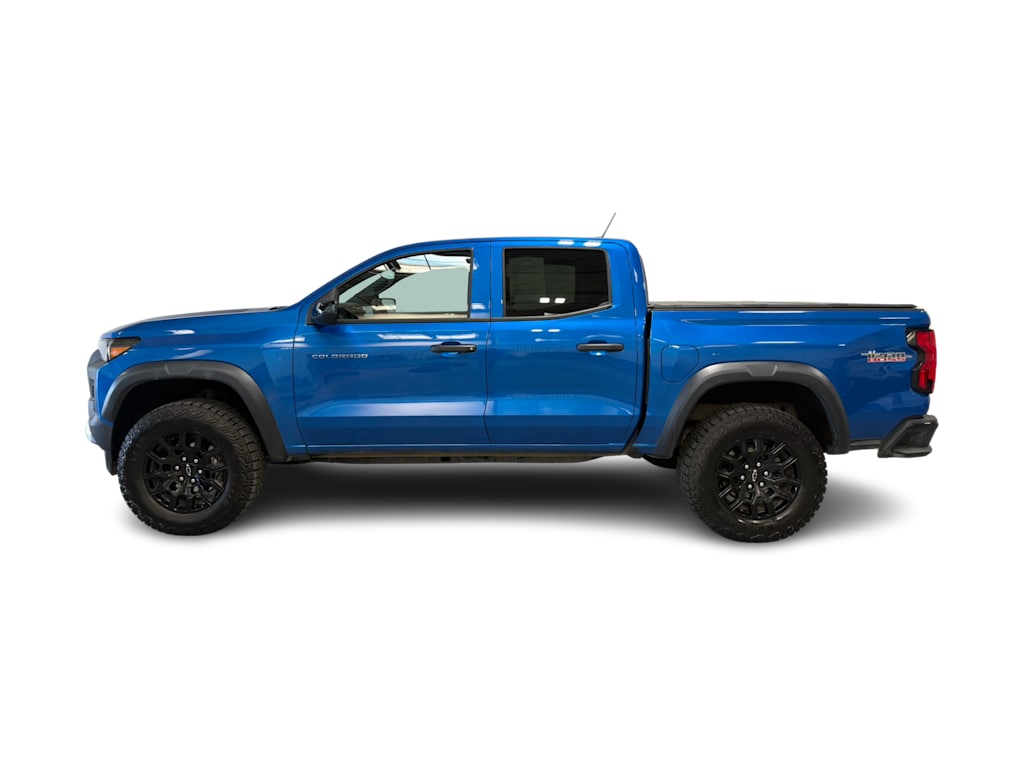Thumbnail: 2024 Chevrolet Colorado - 3