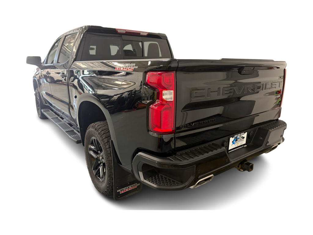 Thumbnail: 2021 Chevrolet Silverado 1500 - 4
