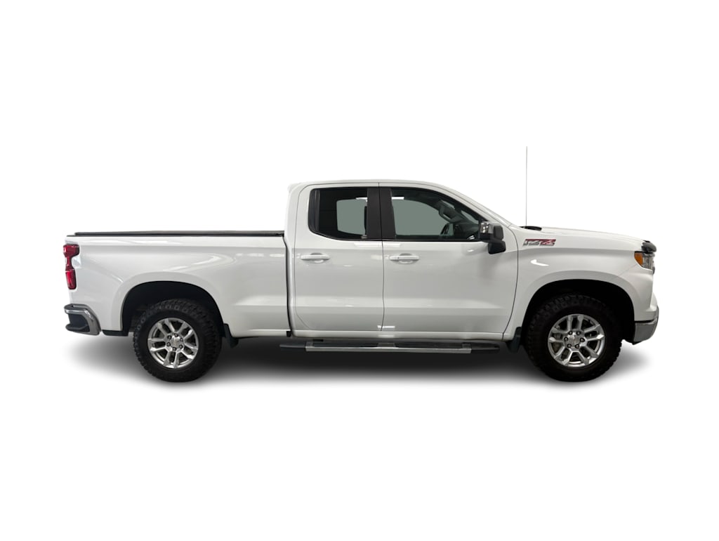 Thumbnail: 2022 Chevrolet Silverado 1500 - 17