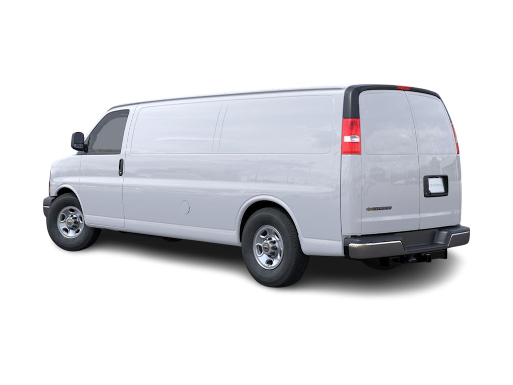 2025 Chevrolet Express 3500 4