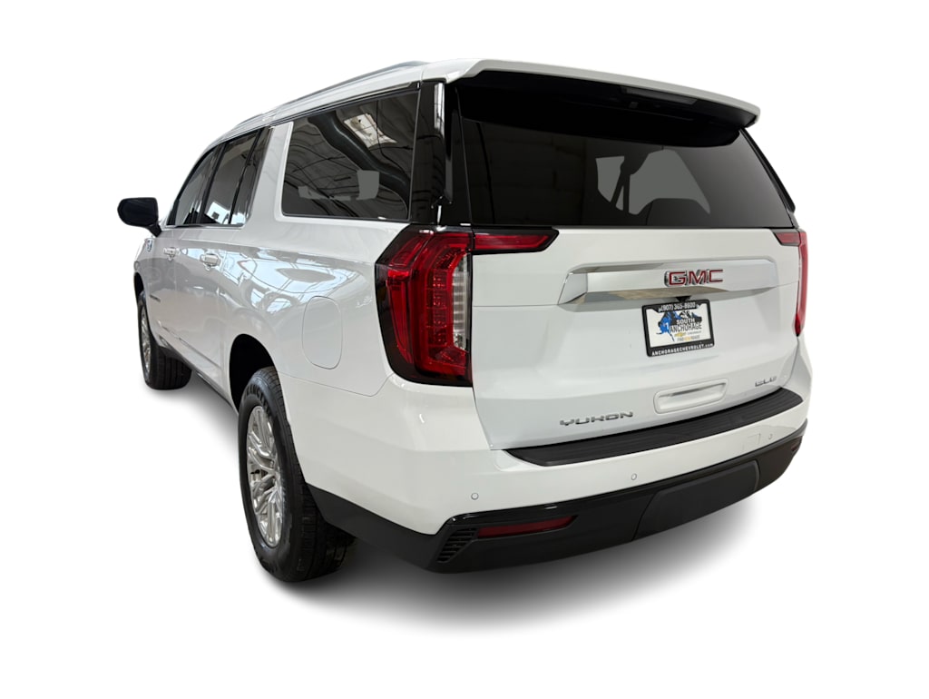 Thumbnail: 2024 GMC Yukon XL - 4