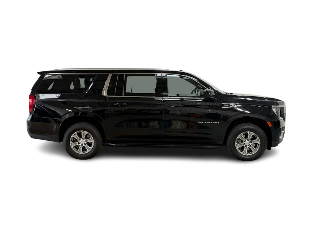 Thumbnail: 2024 GMC Yukon XL - 16