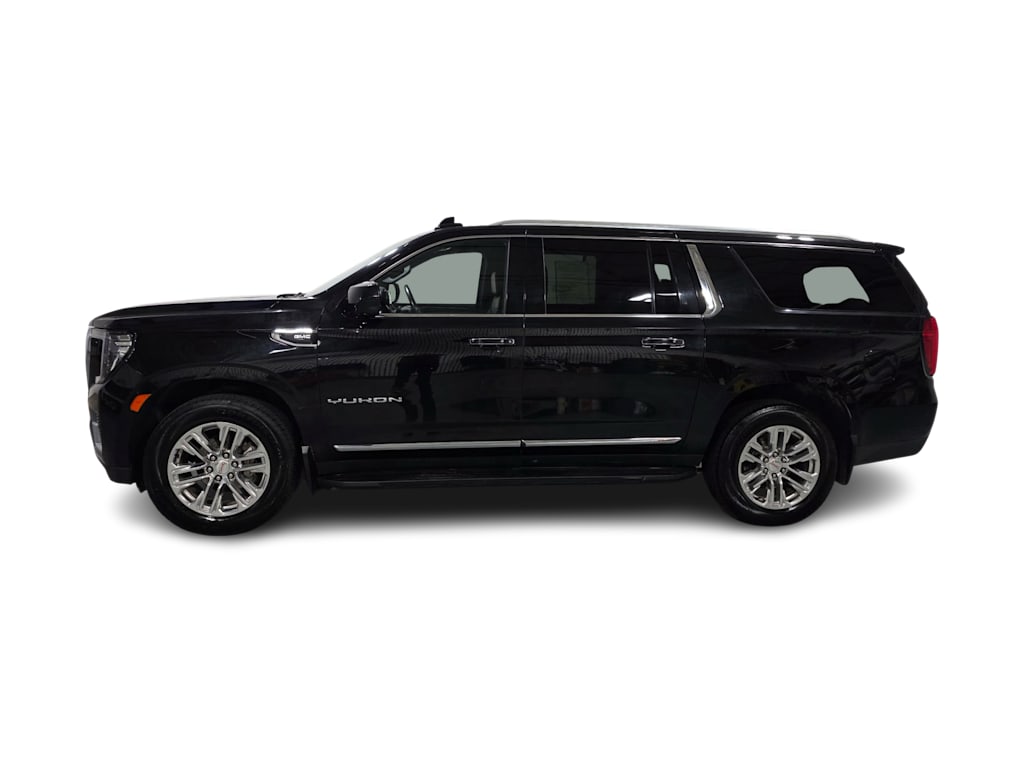 Thumbnail: 2023 GMC Yukon XL - 3