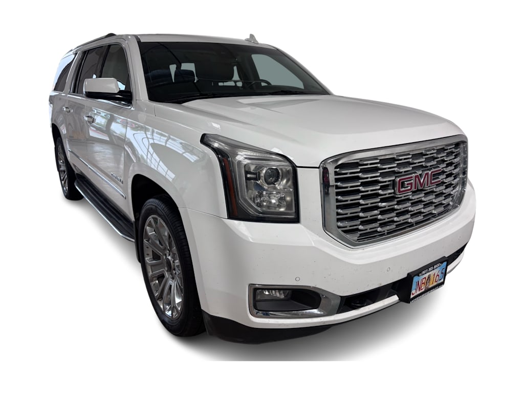 Thumbnail: 2019 GMC Yukon XL - 16