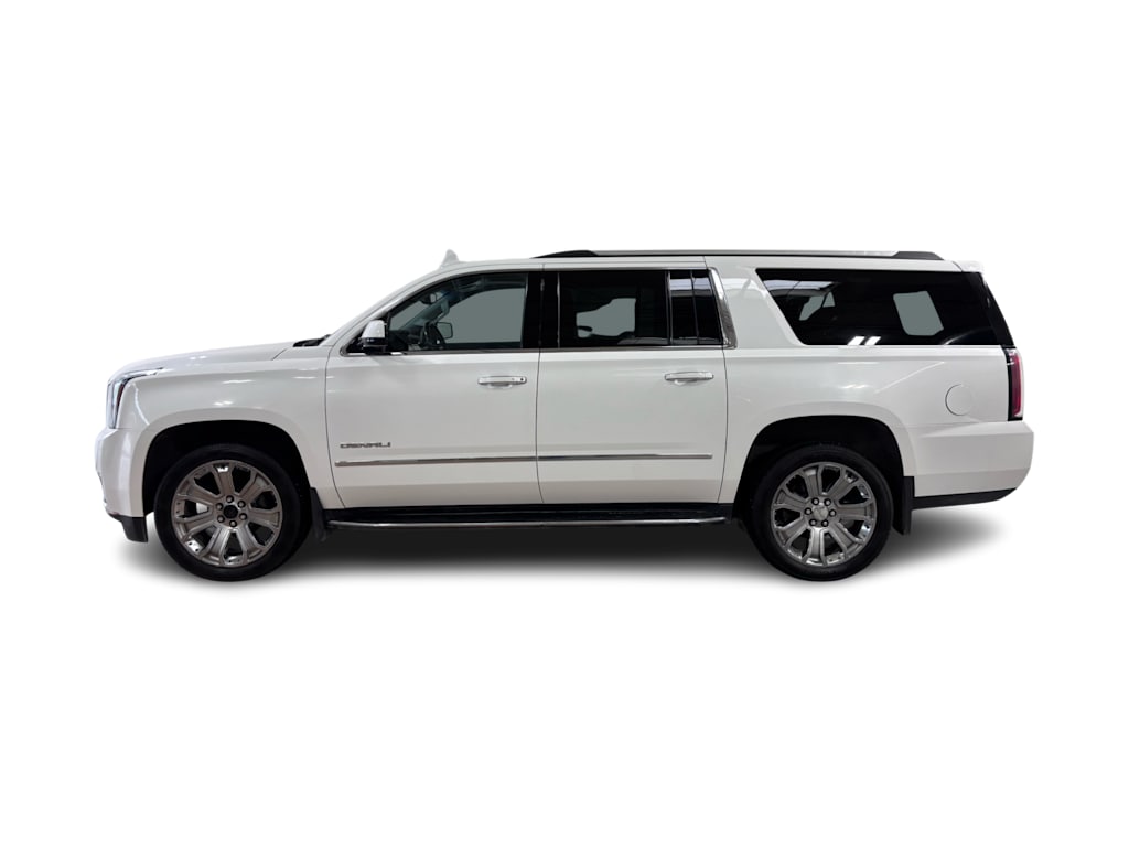 Thumbnail: 2019 GMC Yukon XL - 3
