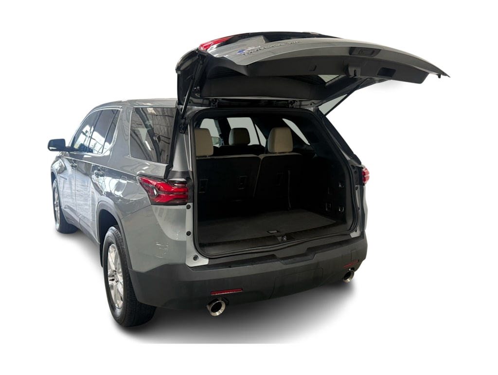 Thumbnail: 2023 Chevrolet Traverse - 12