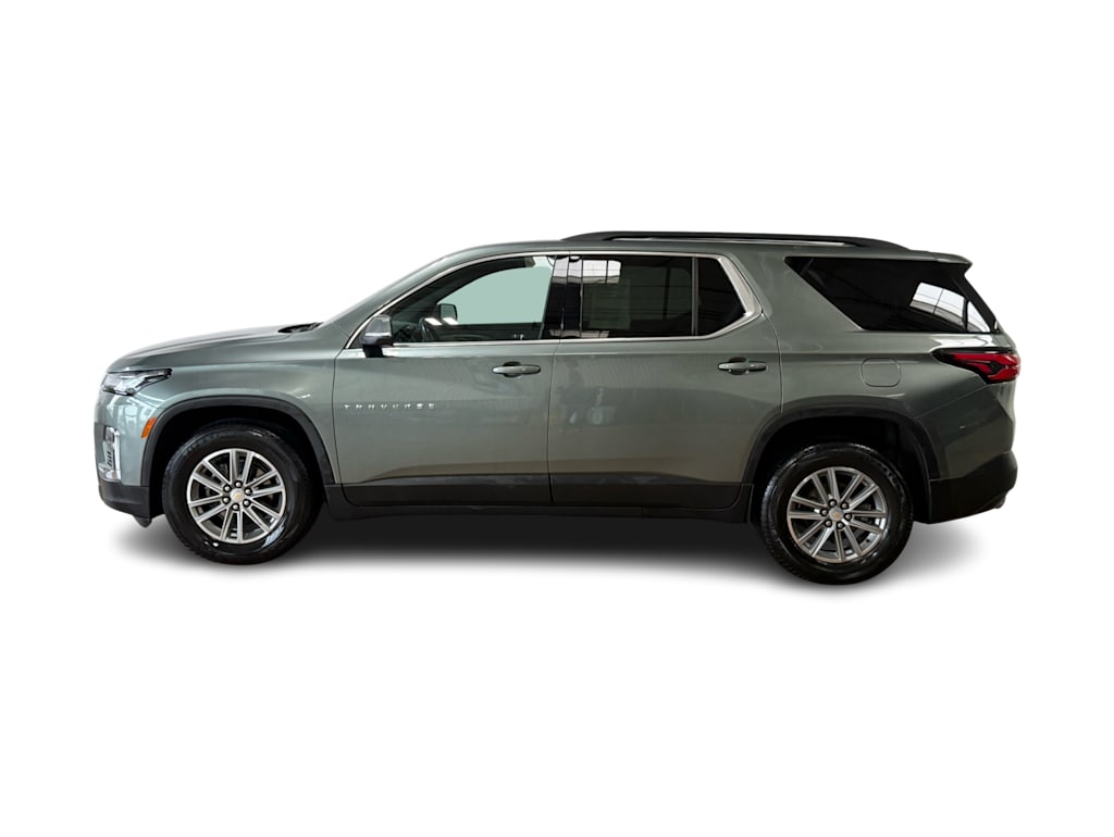 Thumbnail: 2023 Chevrolet Traverse - 3