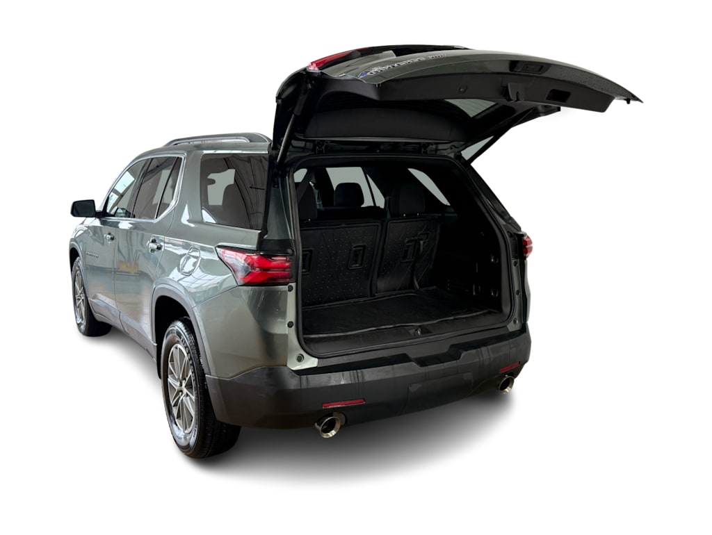 Thumbnail: 2023 Chevrolet Traverse - 13