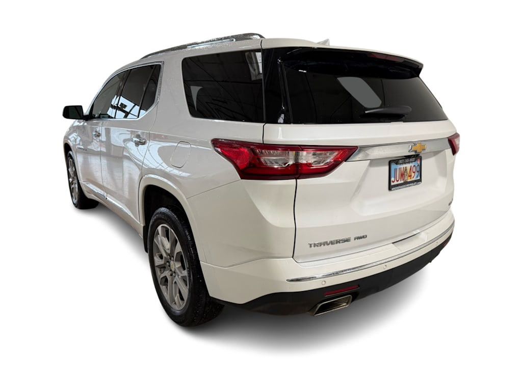 Thumbnail: 2021 Chevrolet Traverse - 4