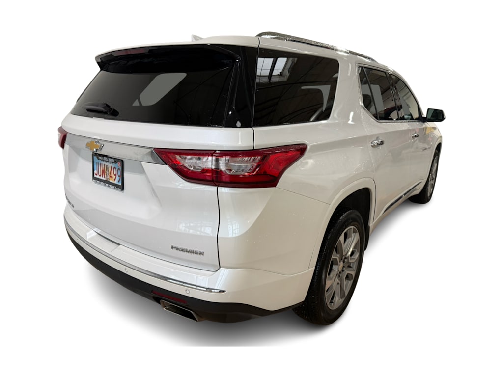 Thumbnail: 2021 Chevrolet Traverse - 15