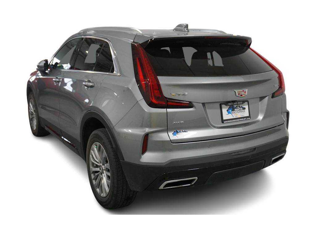 Thumbnail: 2024 Cadillac XT4 - 4