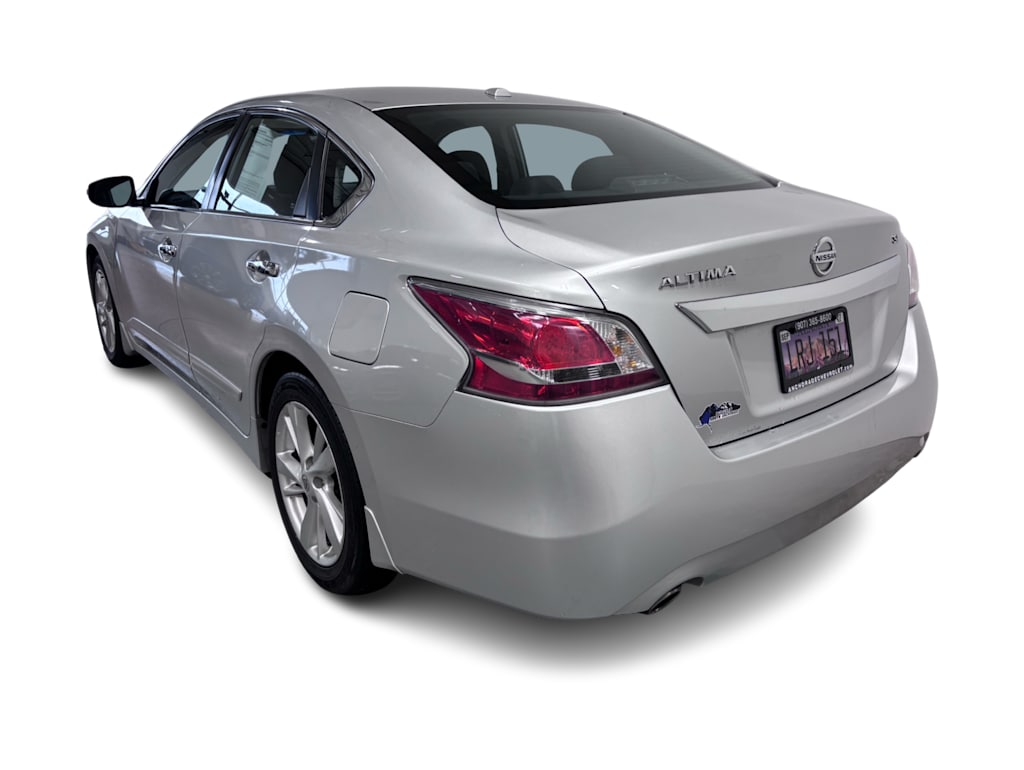 Thumbnail: 2015 Nissan Altima - 4