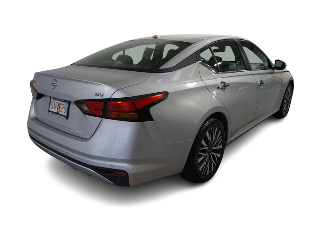 Thumbnail: 2023 Nissan Altima - 15