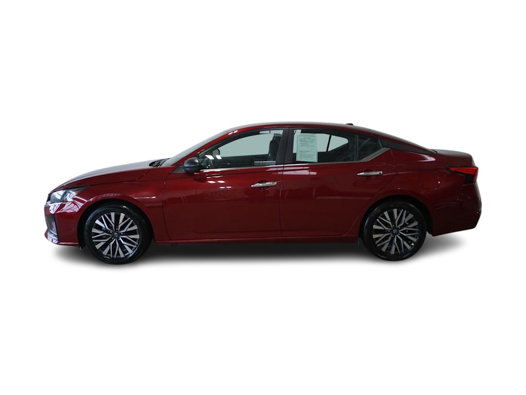 Thumbnail: 2024 Nissan Altima - 3