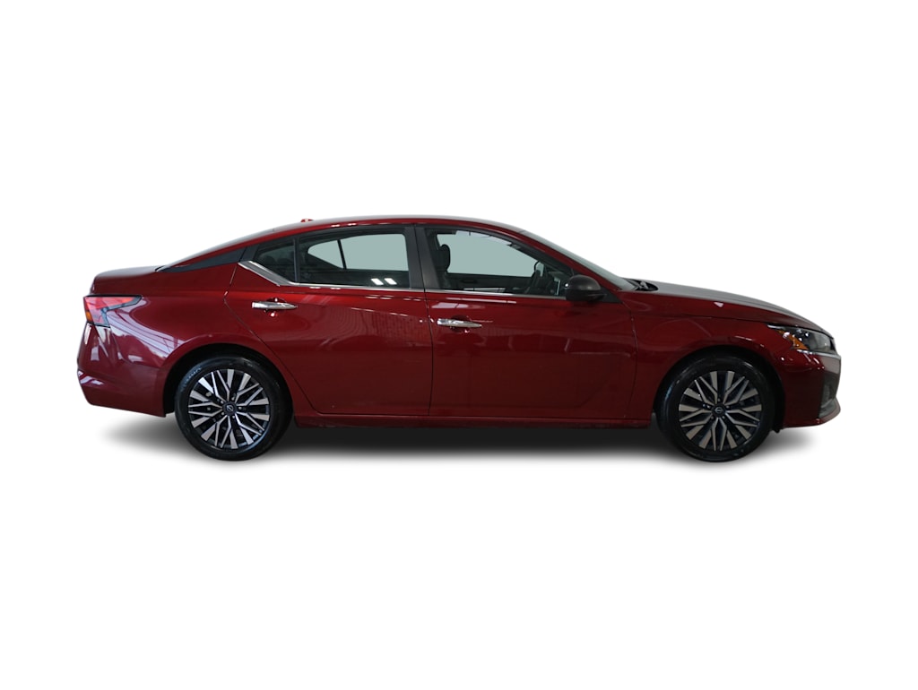 Thumbnail: 2024 Nissan Altima - 14