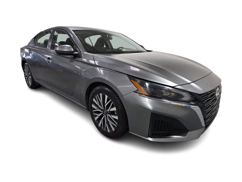 Thumbnail: 2023 Nissan Altima - 14