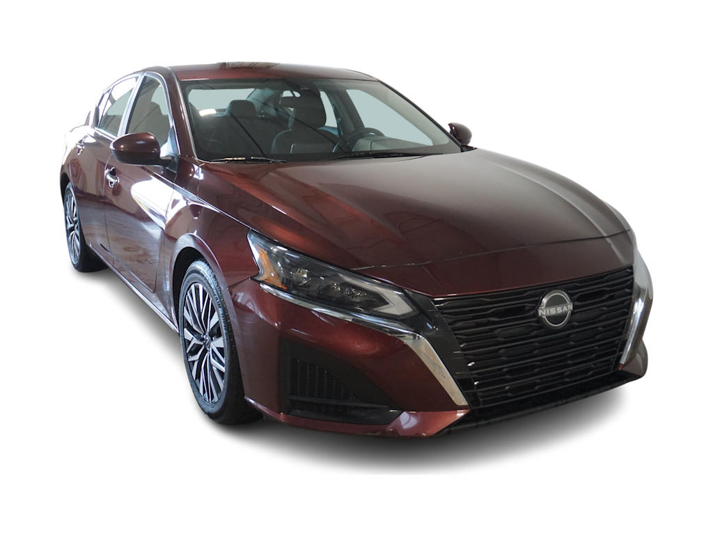 Thumbnail: 2023 Nissan Altima - 13