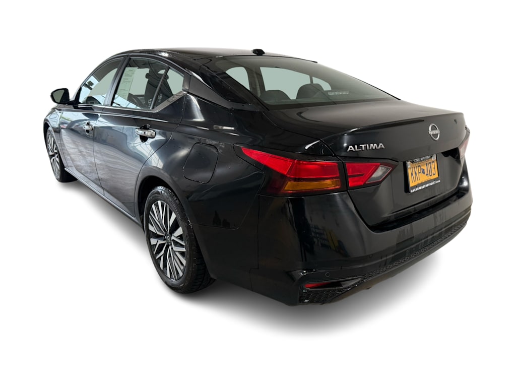 Thumbnail: 2023 Nissan Altima - 4