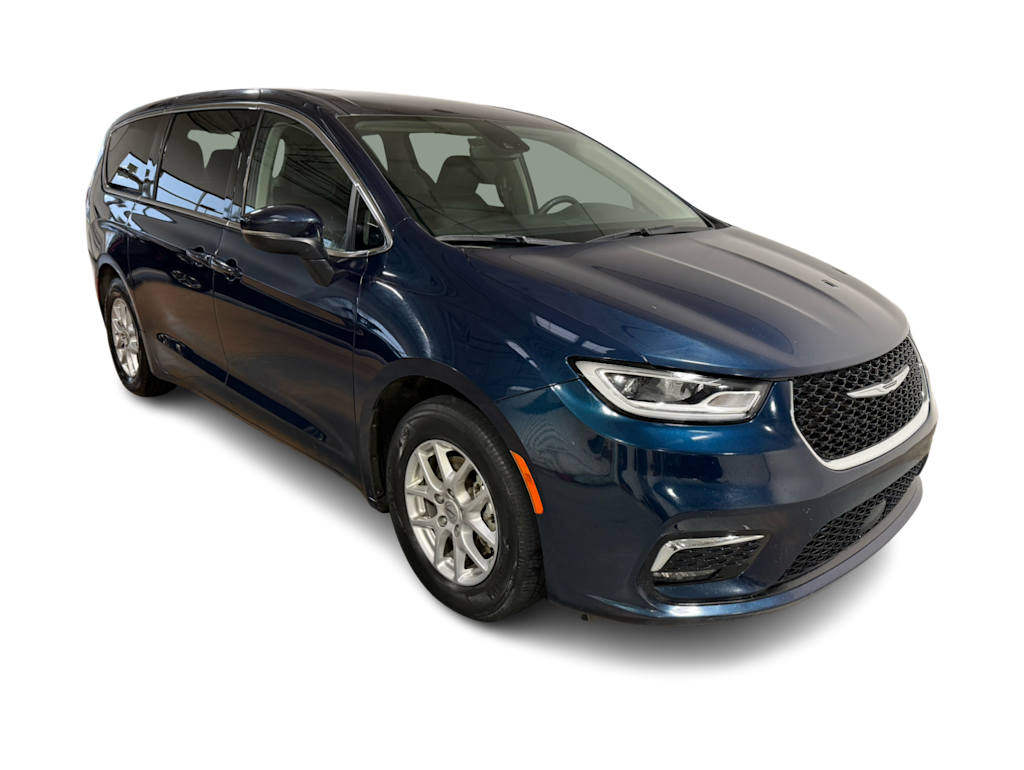 Thumbnail: 2023 Chrysler Pacifica - 13