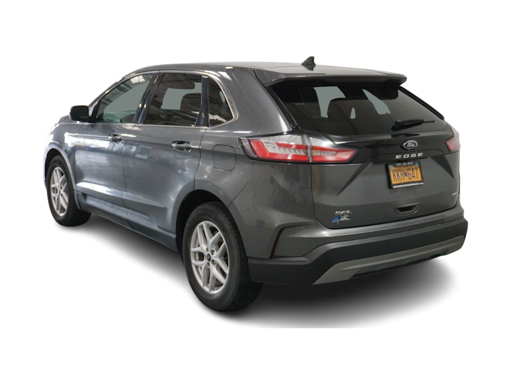 Thumbnail: 2023 Ford Edge - 4