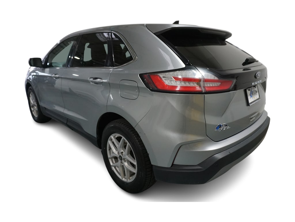 Thumbnail: 2023 Ford Edge - 4