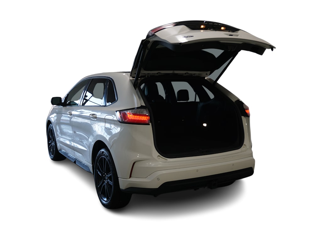 Thumbnail: 2022 Ford Edge - 15