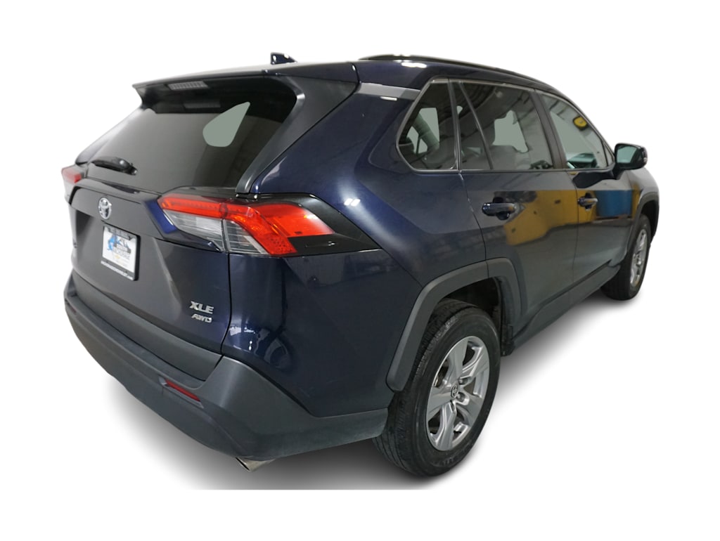 Thumbnail: 2024 Toyota RAV4 - 16