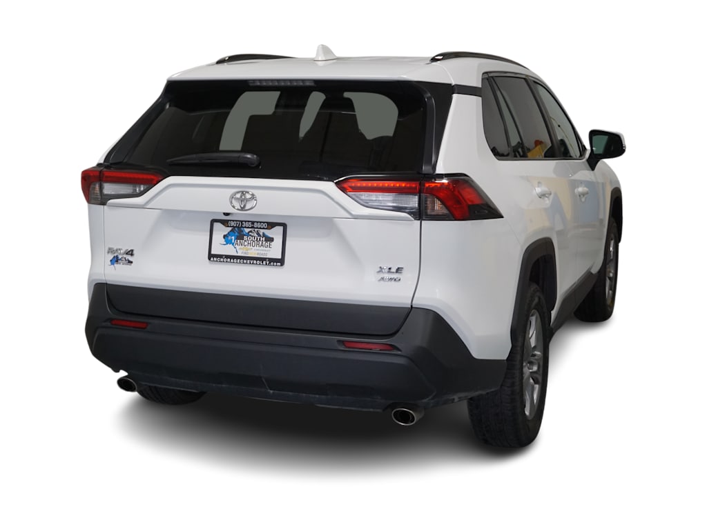 Thumbnail: 2024 Toyota RAV4 - 17