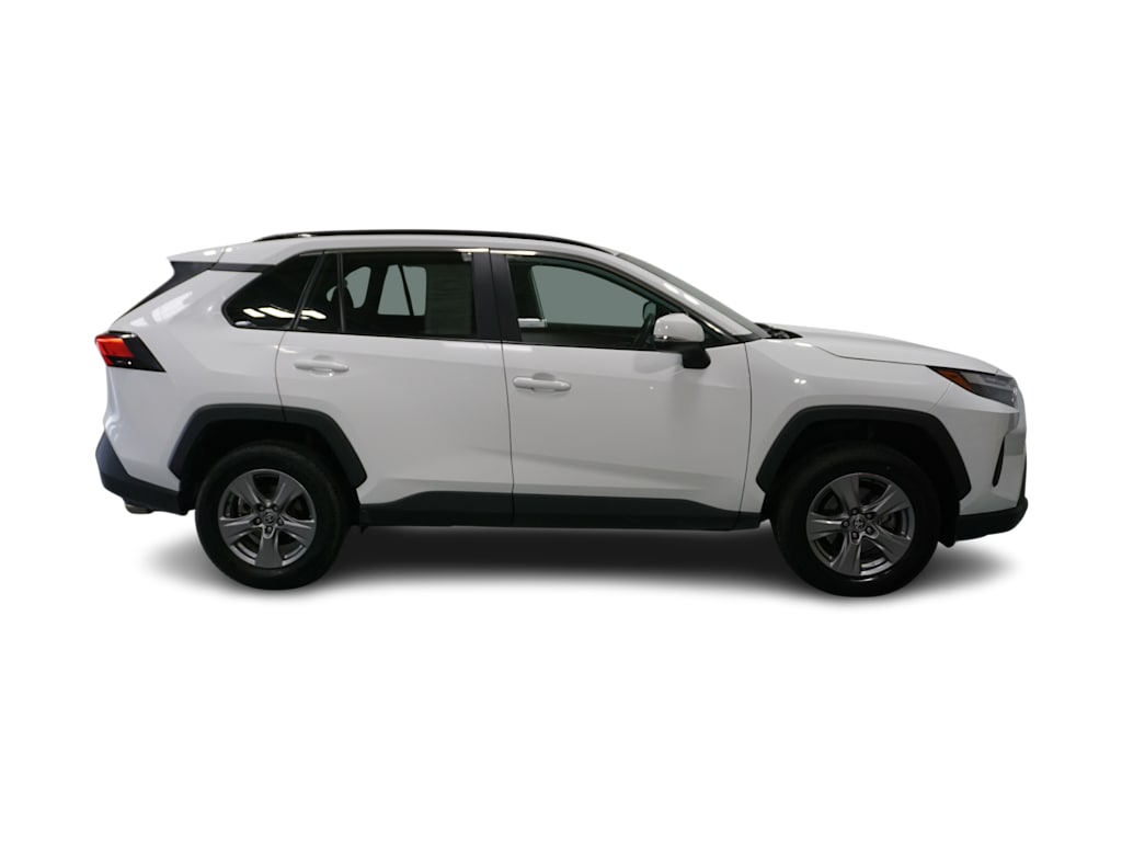Thumbnail: 2024 Toyota RAV4 - 16