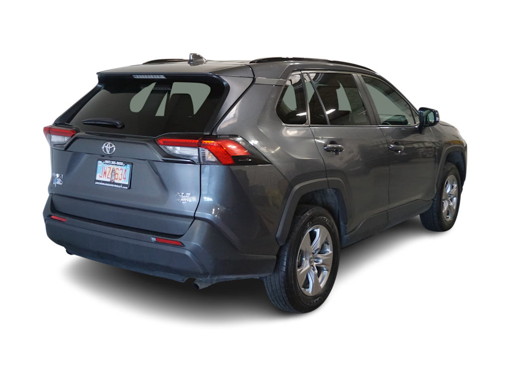 Thumbnail: 2023 Toyota RAV4 - 15