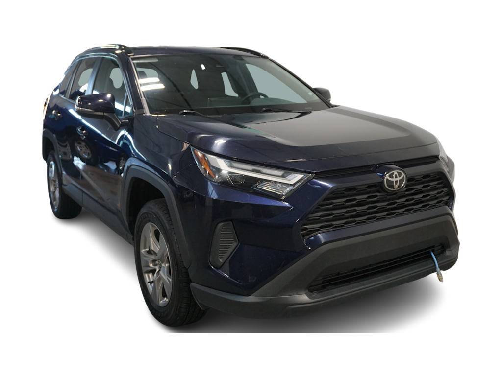 2023 Toyota RAV4 XLE 17