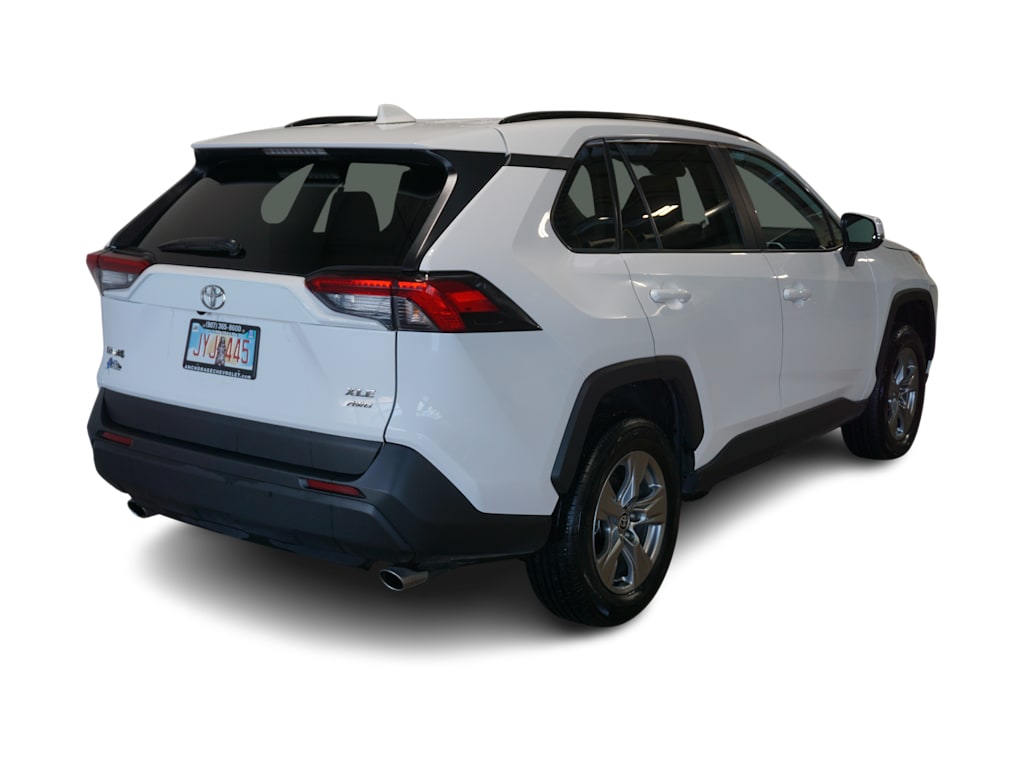 Thumbnail: 2024 Toyota RAV4 - 15