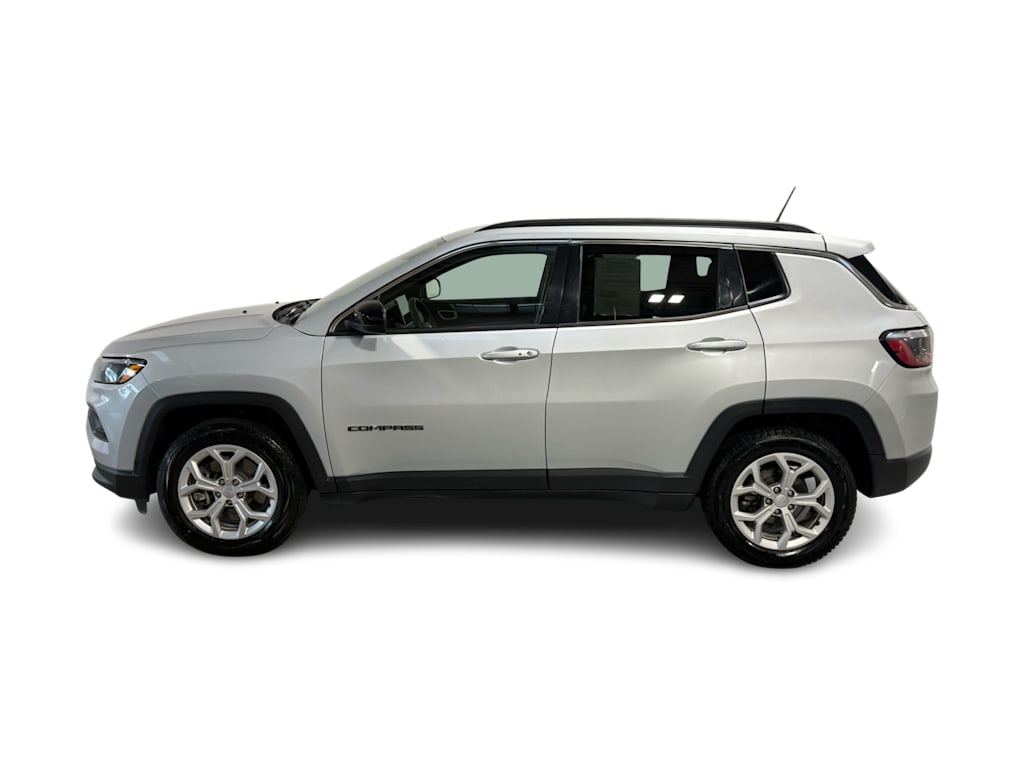 Thumbnail: 2024 Jeep Compass - 3