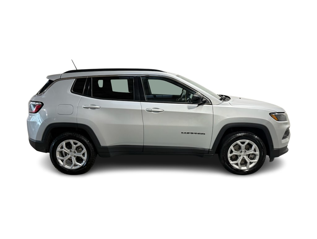 Thumbnail: 2024 Jeep Compass - 15