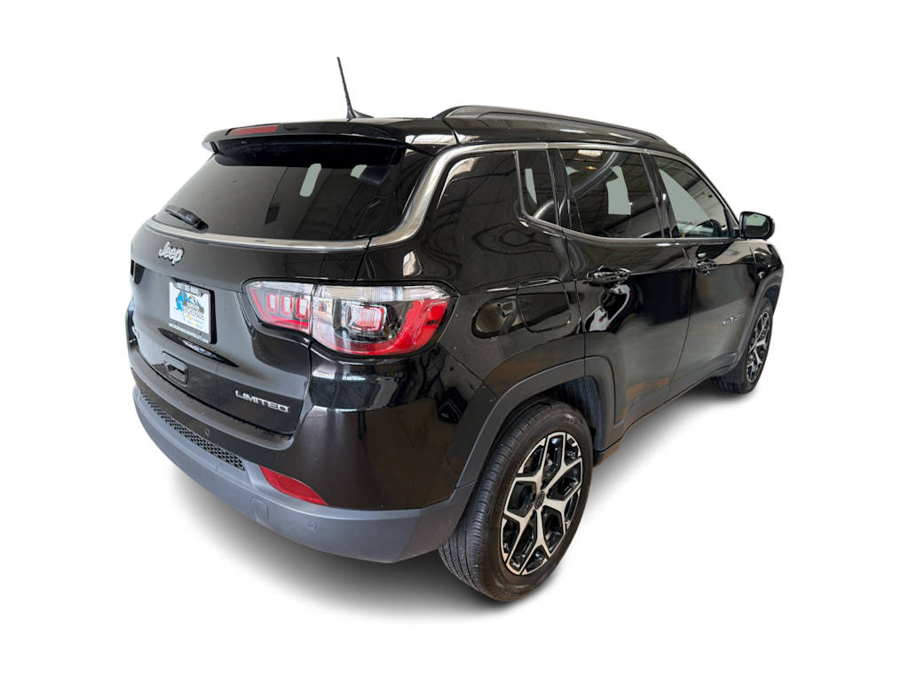 Thumbnail: 2025 Jeep Compass - 15