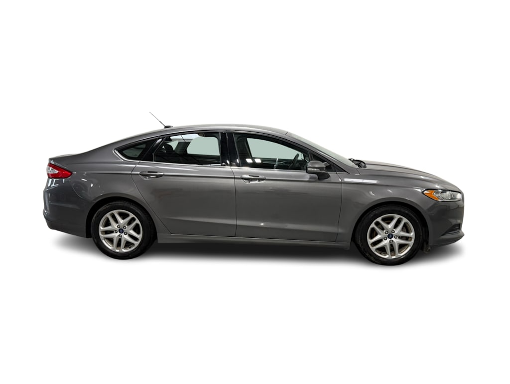 Thumbnail: 2014 Ford Fusion - 15