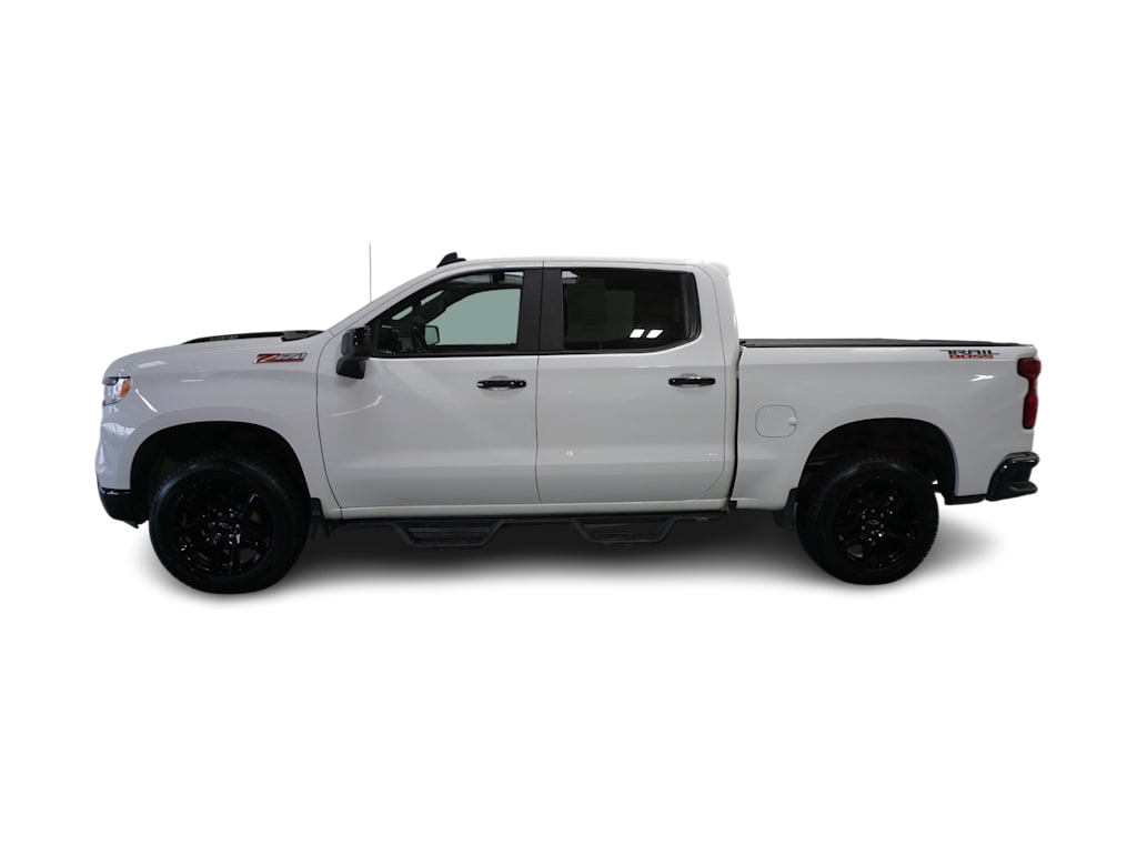 Thumbnail: 2023 Chevrolet Silverado 1500 - 3