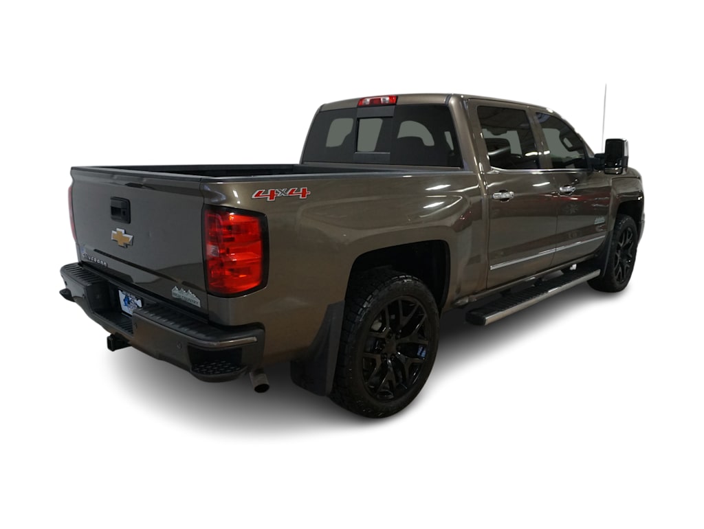 2015 Chevrolet Silverado 1500 High Country 16