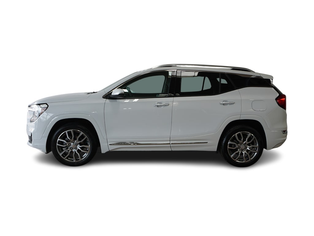 2023 GMC Terrain Denali 3