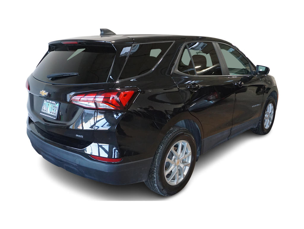 Thumbnail: 2024 Chevrolet Equinox - 15