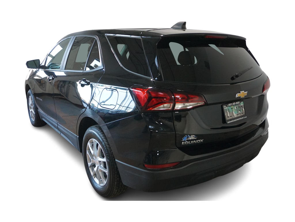 Thumbnail: 2024 Chevrolet Equinox - 3