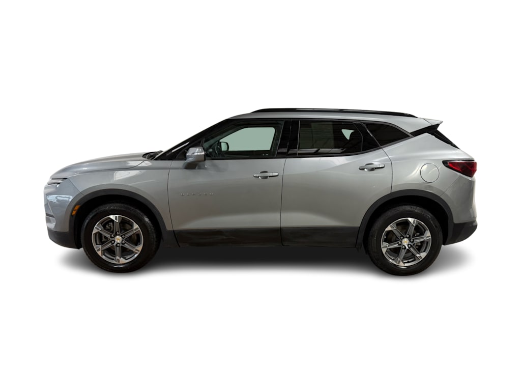 Thumbnail: 2023 Chevrolet Blazer - 3