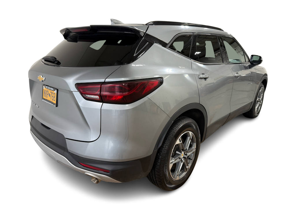Thumbnail: 2023 Chevrolet Blazer - 15