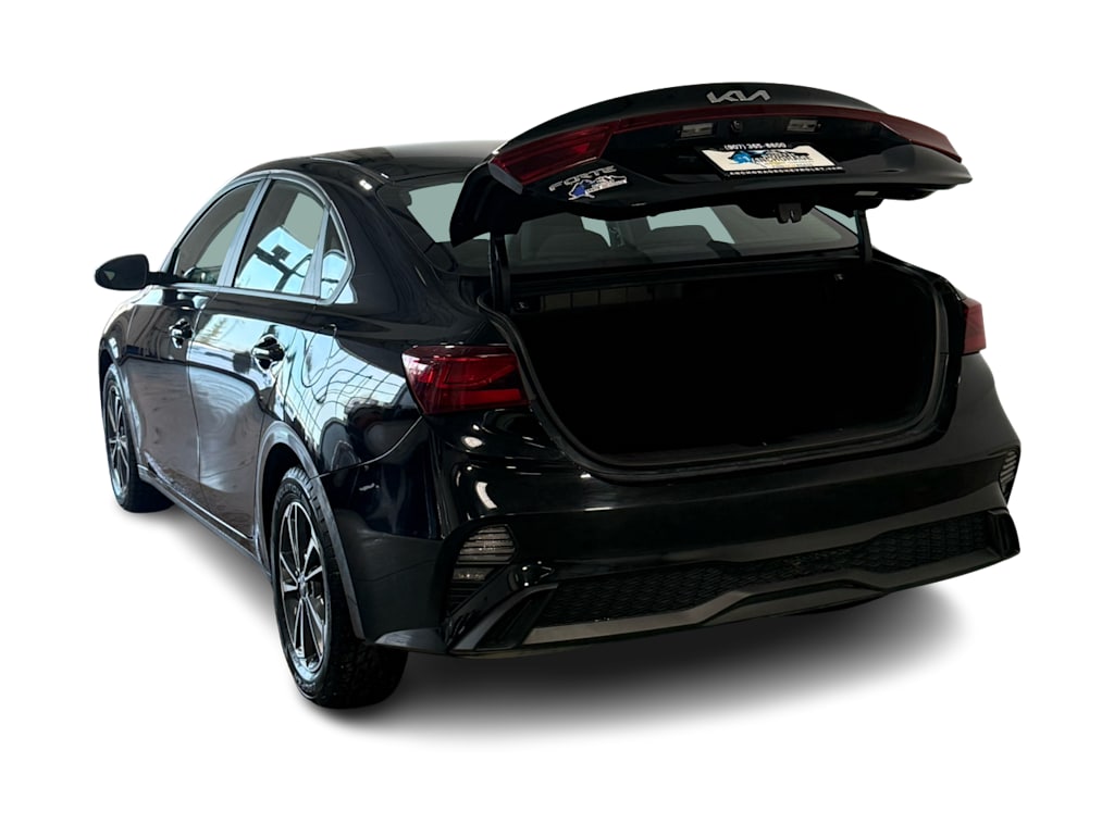 Thumbnail: 2024 Kia Forte - 11